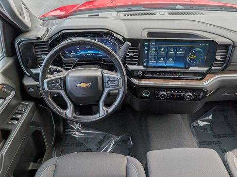 Used 2022 Chevrolet Silverado 1500 LT image 15