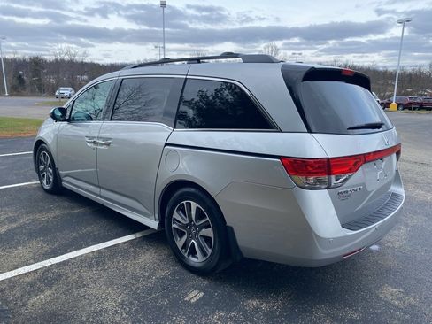 Used 2015 Honda Odyssey Touring image 5