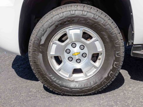 Used 2011 Chevrolet Tahoe LS AWD/4WD image 32