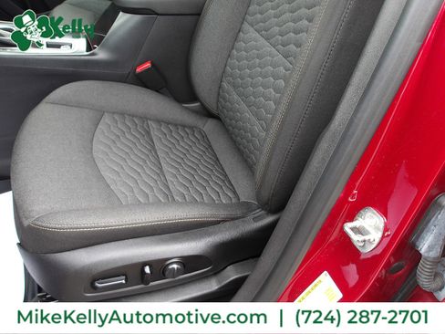 Used 2019 Chevrolet Equinox LT image 14