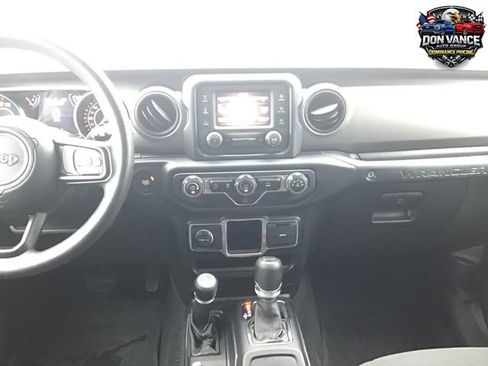 Used 2021 Jeep Wrangler Unlimited Sport AWD/4WD image 17