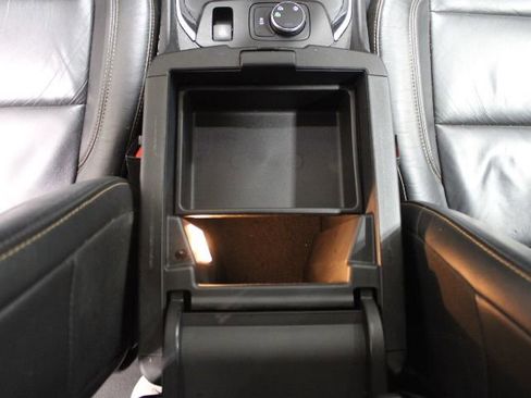 Used 2020 Chevrolet Traverse LT w/ LT Premium Package image 33