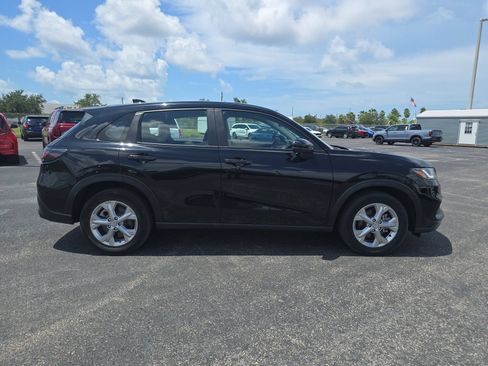 Certified 2025 Honda HR-V LX image 3