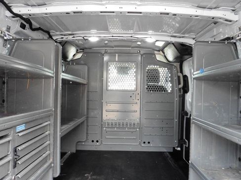Used 2020 Ford Transit 150 Low Roof RWD image 22