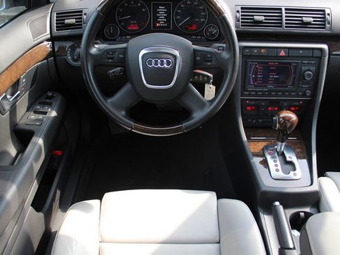 Used 2006 Audi S4 Sedan image 2