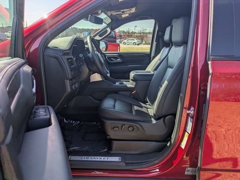 Used 2024 Chevrolet Tahoe Z71 image 17