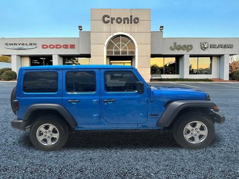 Used 2022 Jeep Wrangler Unlimited Sport w/ Sun And Sound Package AWD/4WD image 2