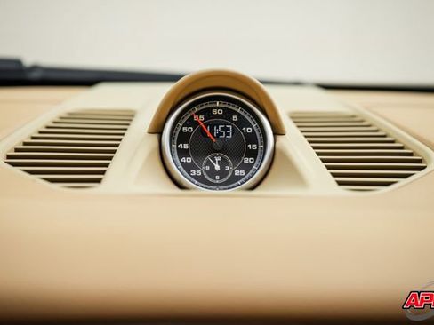 Used 2012 Porsche 911 Carrera image 15