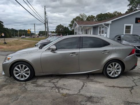 Used 2015 Lexus IS 250 image 4