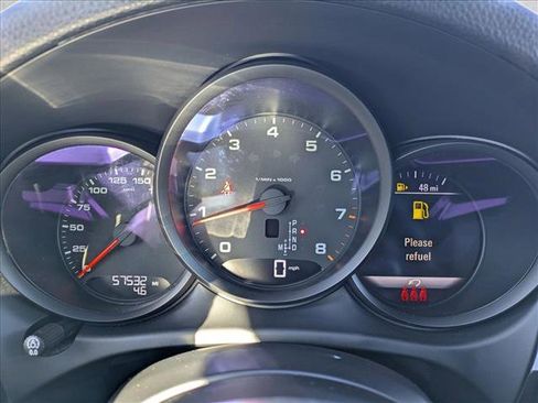 Used 2021 Porsche Macan image 11