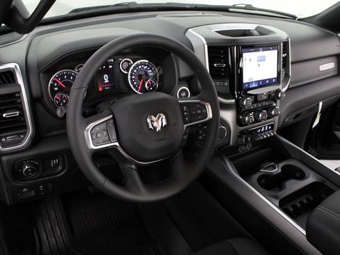 New 2026 RAM 1500 Big Horn AWD/4WD image 8