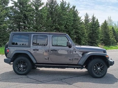 Used 2023 Jeep Wrangler Unlimited Sport AWD/4WD image 24