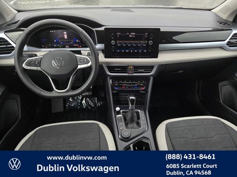 New 2025 Volkswagen Taos SE image 12