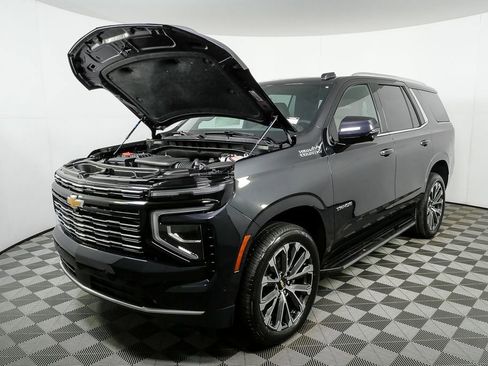 New 2026 Chevrolet Tahoe High Country w/ Sun And Tow Package image 36