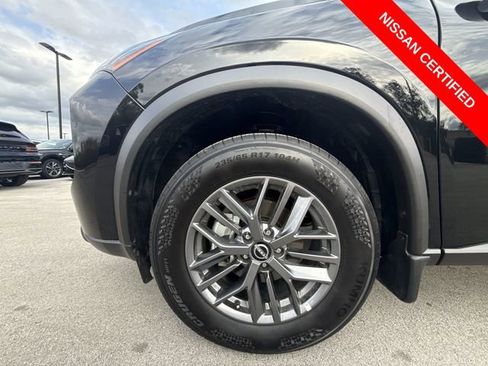 Certified 2025 Nissan Rogue S AWD/4WD image 10