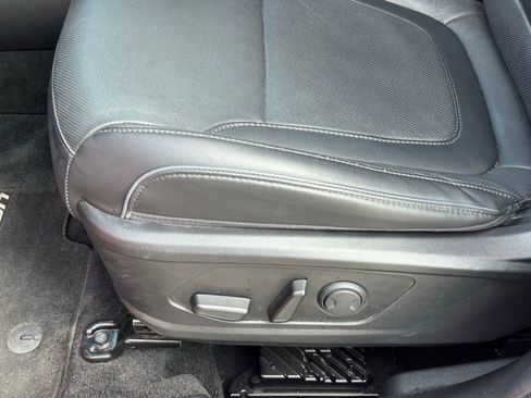 Certified 2023 Hyundai Tucson Limited AWD/4WD image 14