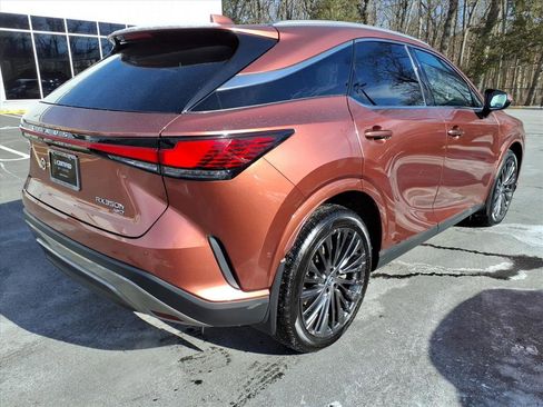 Certified 2023 Lexus RX 350 w/ Accessory Package (2T) image 6