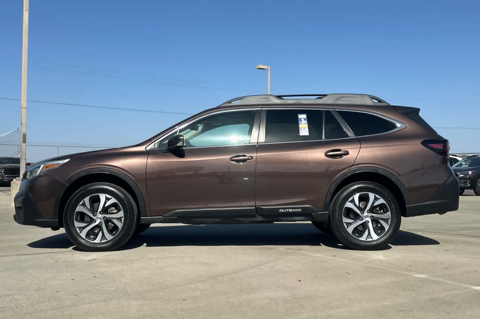Used 2021 Subaru Outback Limited AWD/4WD image 6