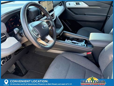 Used 2025 Ford Explorer Active image 9