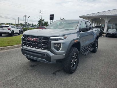 New 2025 GMC Canyon AT4 w/ AT4X Package