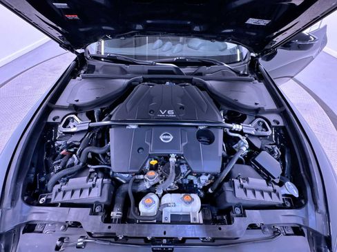 Used 2025 Nissan Z Performance w/ Floor Mat Package RWD image 11