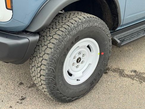 New 2025 Ford Bronco Heritage Edition image 9