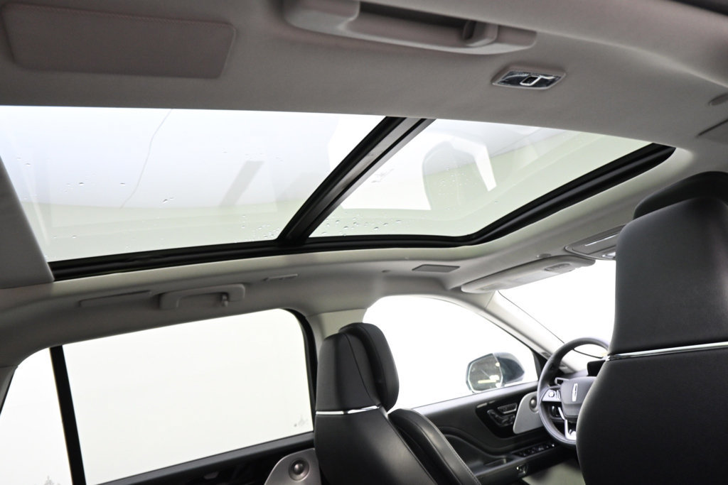 New 2026 Lincoln Aviator Reserve AWD/4WD image 17