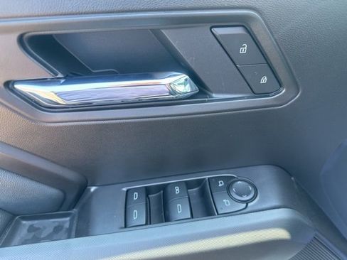 New 2025 Chevrolet Colorado LT w/ LT Convenience Package image 11