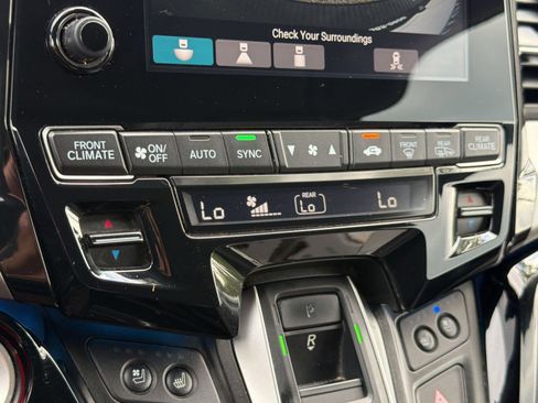 Used 2019 Honda Odyssey Elite image 16