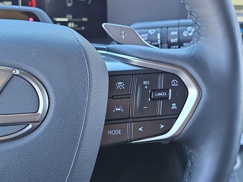 Used 2025 Lexus GX 550 w/ Cold Area Package AWD/4WD image 23