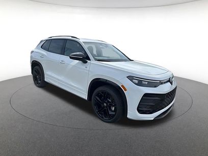 New 2026 Volkswagen Tiguan SE R-Line