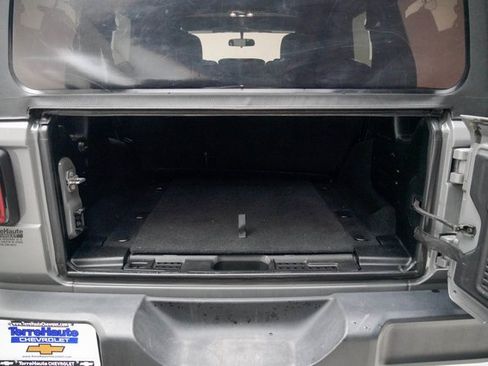 Used 2023 Jeep Wrangler Willys image 12