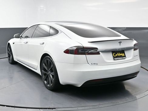 Used 2020 Tesla Model S Long Range Plus image 6