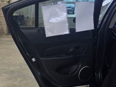 Used 2016 Chevrolet Cruze LT image 24