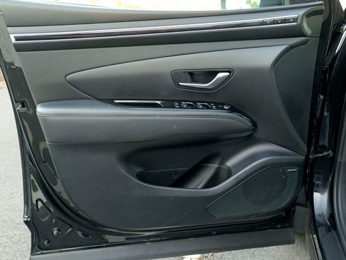 Used 2023 Hyundai Tucson Limited AWD/4WD image 17