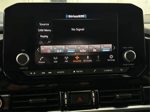 Used 2023 Nissan Pathfinder SV w/ SV Premium Package AWD/4WD image 42