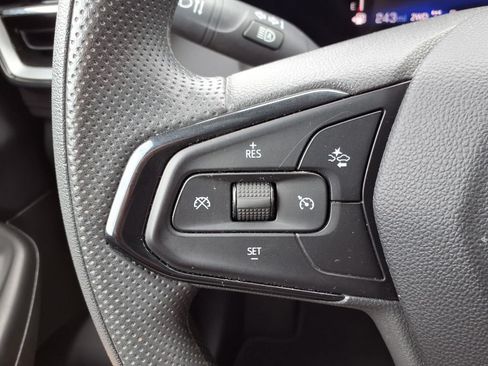 Used 2025 Chevrolet TrailBlazer LT AWD/4WD image 15