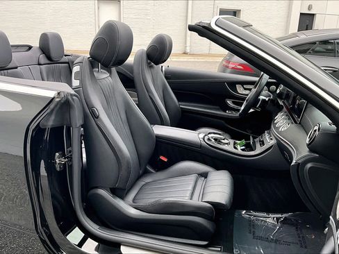 Used 2023 Mercedes-Benz E 450 Cabriolet image 9