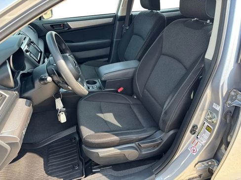 Used 2019 Subaru Outback 2.5i image 21