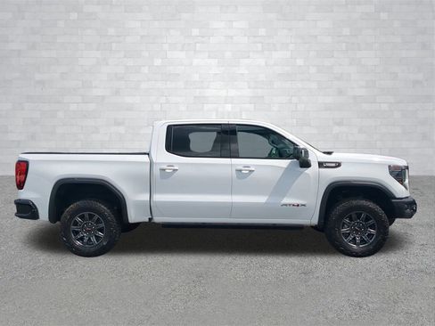 Used 2024 GMC Sierra 1500 AT4X image 3