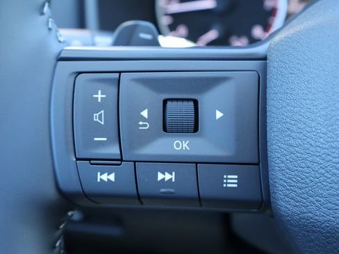 New 2026 Nissan Rogue SV image 10