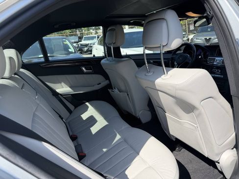 Used 2014 Mercedes-Benz E 350 4MATIC Sedan image 12
