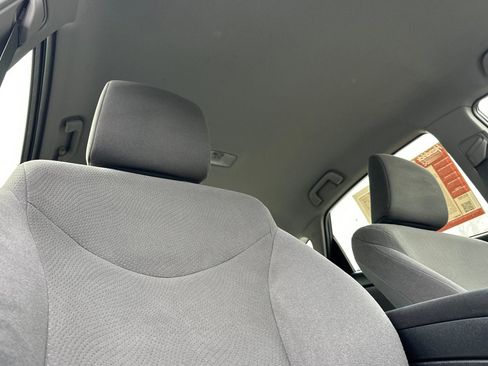 Used 2015 Toyota Prius Two image 20