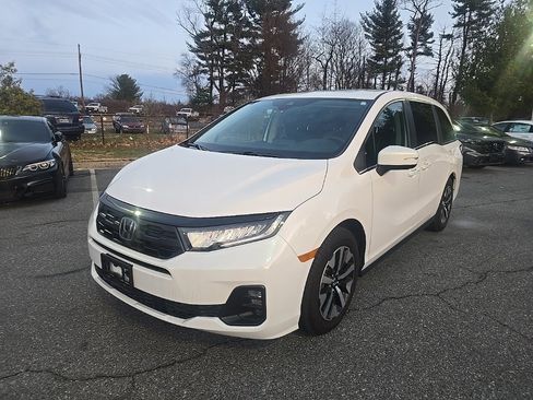 Used 2025 Honda Odyssey EX-L image 4