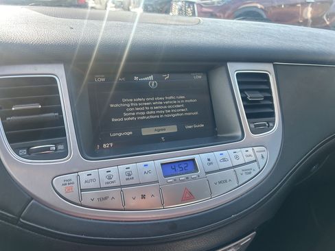 Used 2014 Hyundai Genesis 3.8 w/ Technology Package 03 image 16