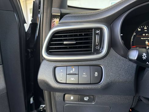 Used 2020 Kia Sorento SX AWD/4WD image 18