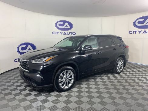 Used 2021 Toyota Highlander Limited AWD/4WD image 7