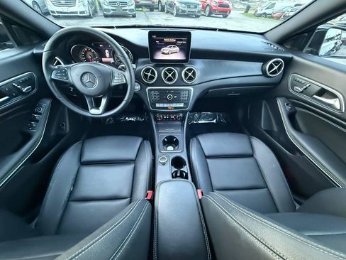 Used 2019 Mercedes-Benz CLA 250 image 39