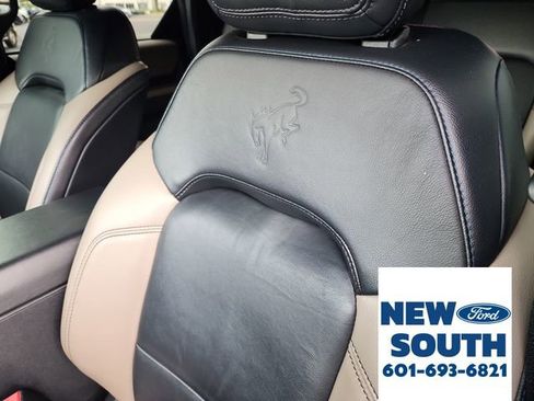 Used 2023 Ford Bronco Wildtrak image 12