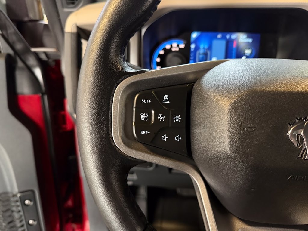 Used 2021 Ford Bronco Wildtrak AWD/4WD image 15
